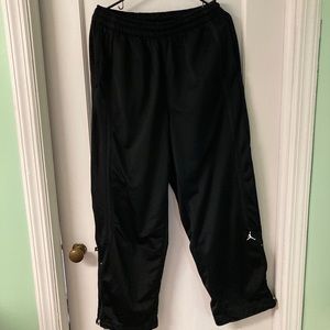 Men’s Nike Air Jordan Blk pants size large